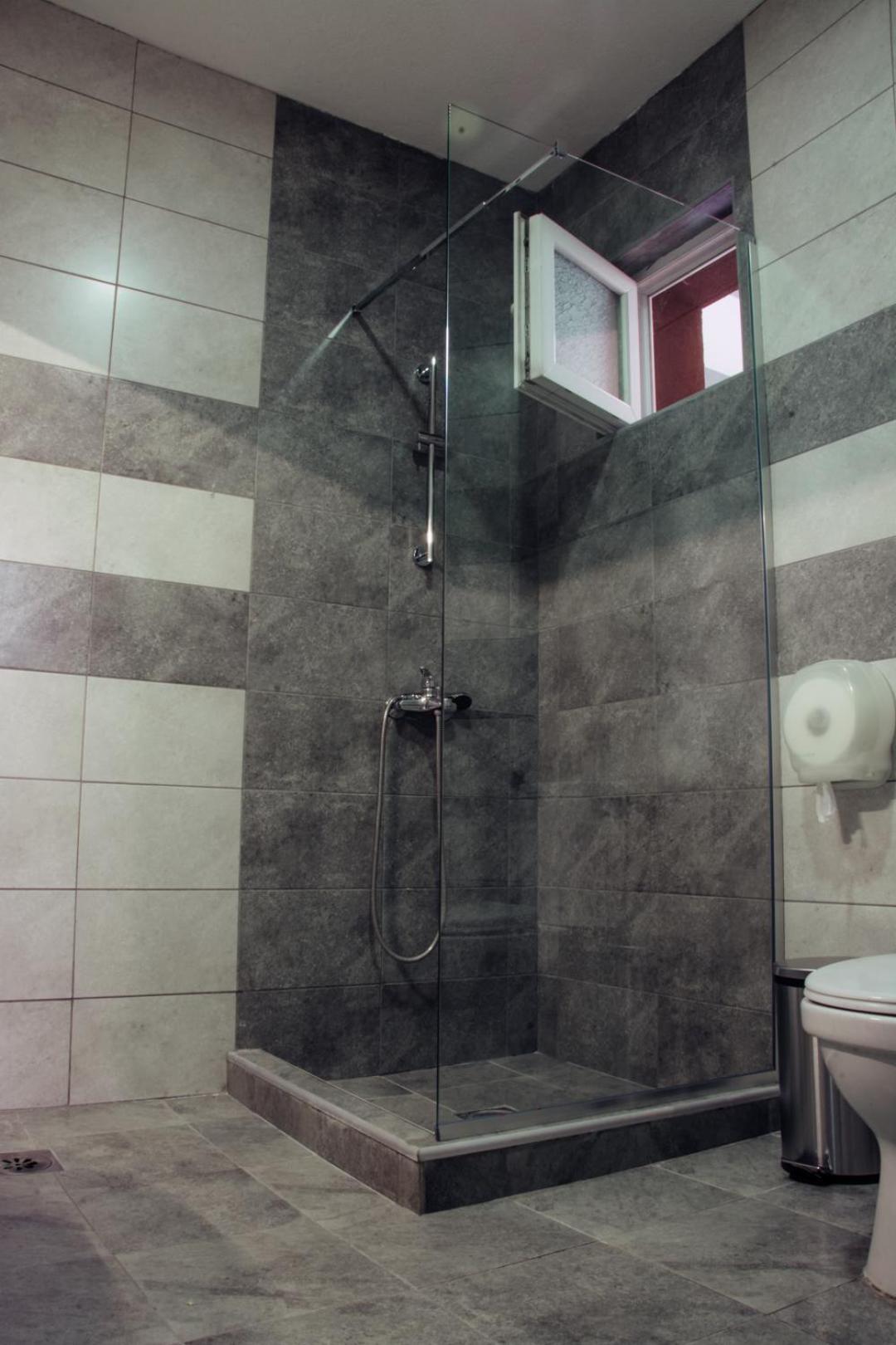Skopje Downtown Hostel מראה חיצוני תמונה
