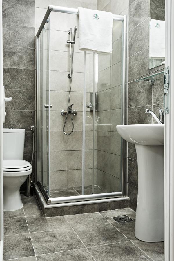 Skopje Downtown Hostel מראה חיצוני תמונה